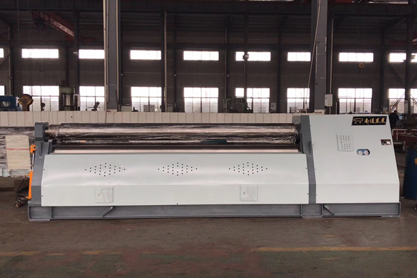 W12CNC-10X3200數(shù)控四輥卷板機(jī)